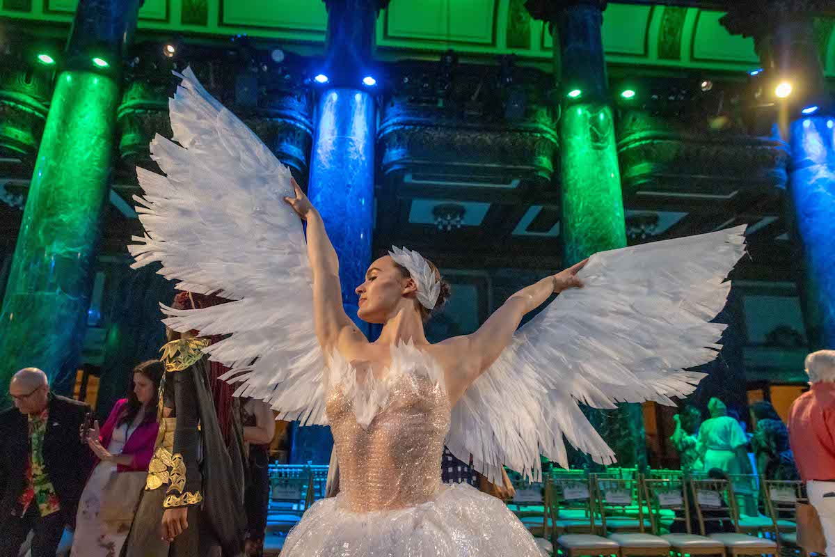 Pittsburgh Earth Day Ecolution models_Elan Mizrahi Photography